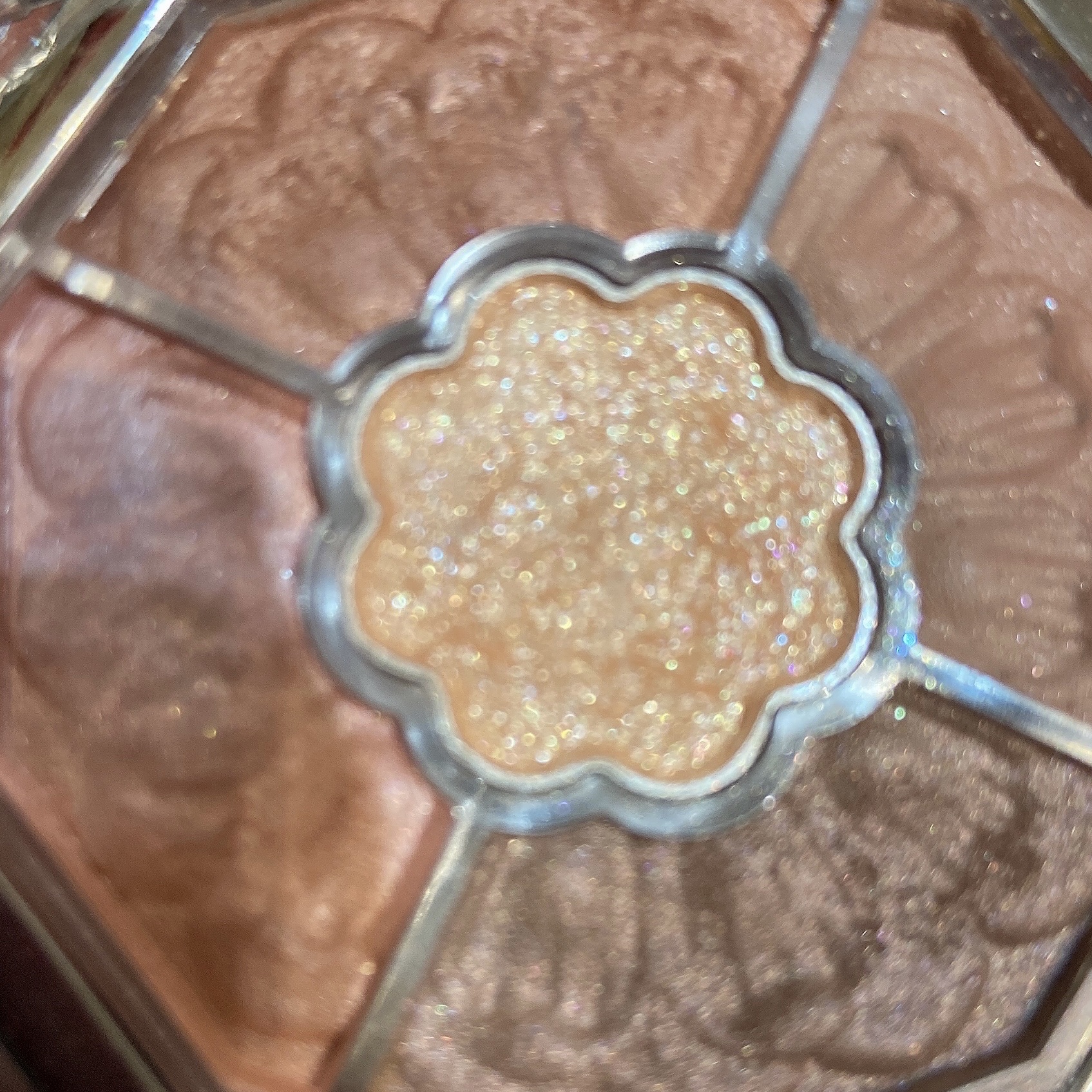 ダイヤモンドシリーズ 星空リキッドアイシャドウ/ZEESEA/リキッドアイシャドウを使ったクチコミ（2枚目）