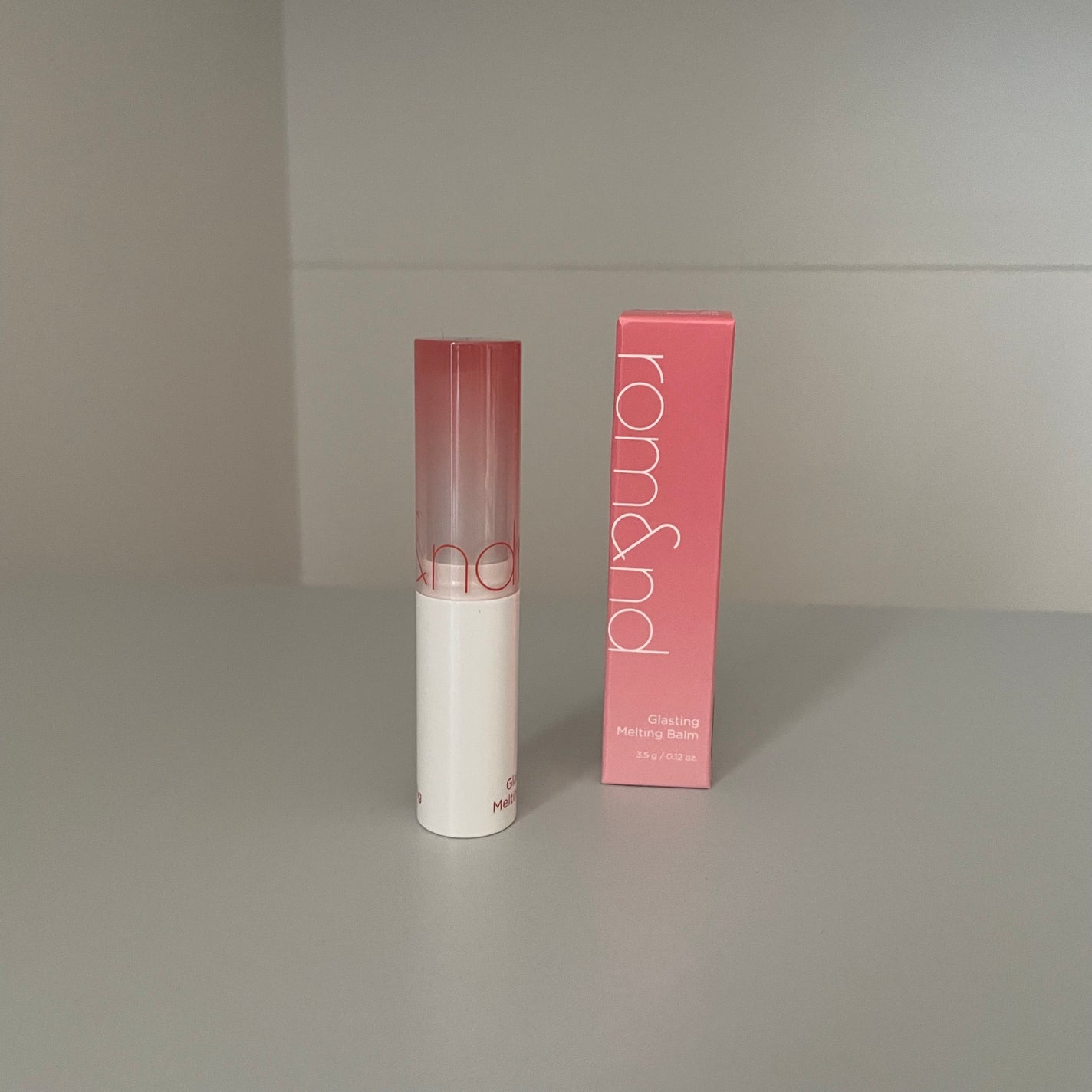 グラスティングメルティングバーム/rom&nd/リップバームを使ったクチコミ(3枚目)