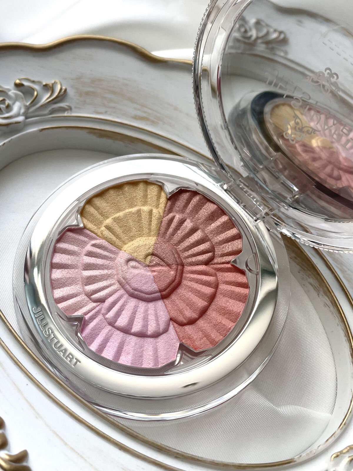 ジルスチュアート ブルーム ミックスブラッシュ コンパクト 22 sunset zinnia/JILL STUART/パウダーチークを使ったクチコミ（2枚目）