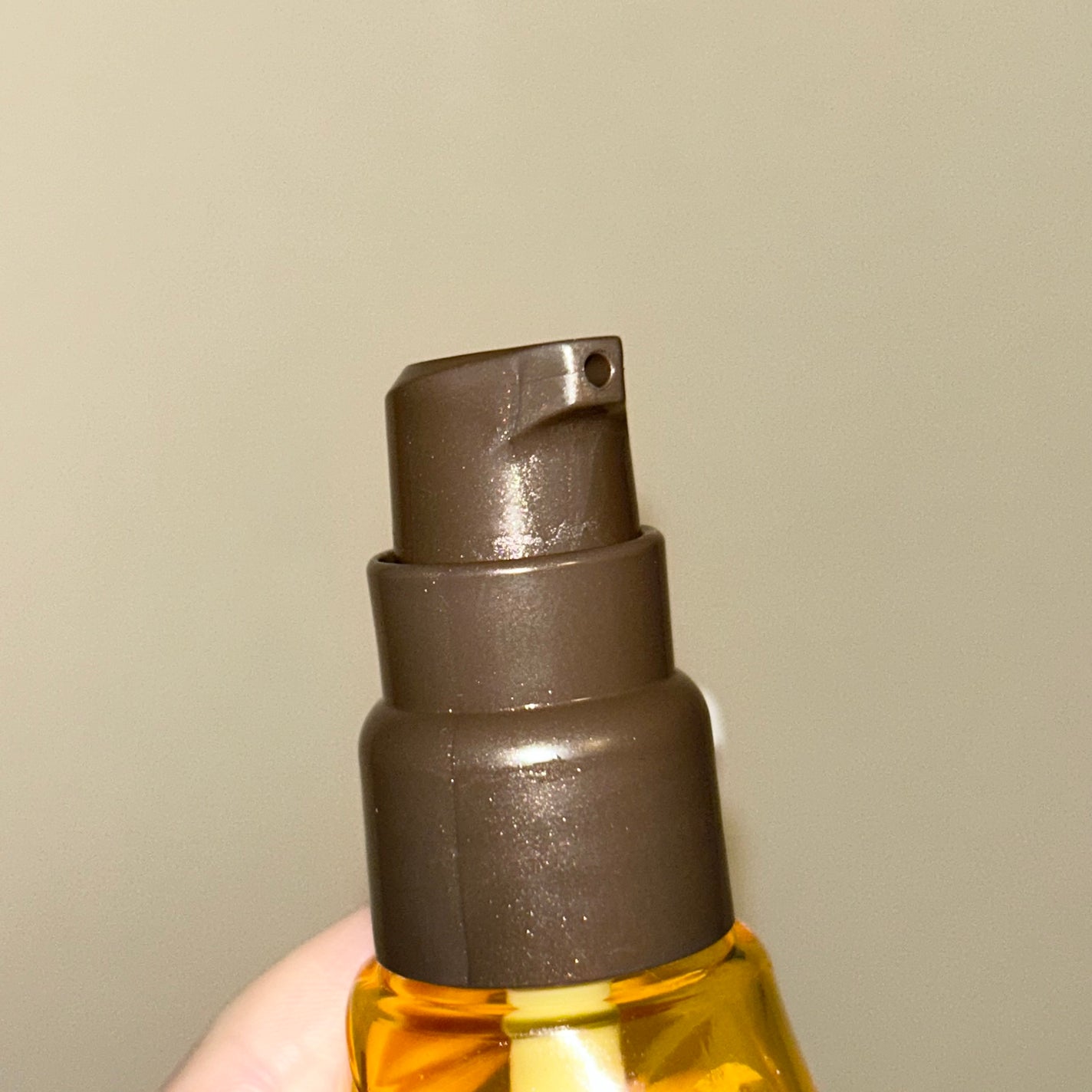 CCオイル/エッセンシャル/ヘアオイルを使ったクチコミ(3枚目)