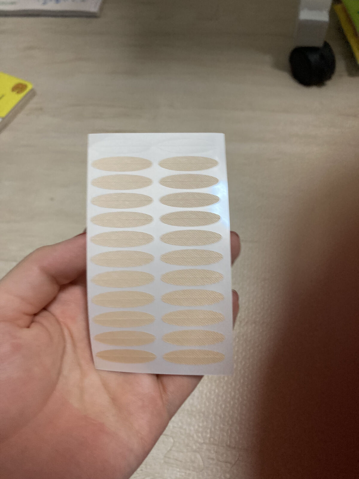 アイテープ/Qoo10/二重まぶた用アイテムを使ったクチコミ（2枚目）