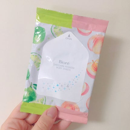 さらさらパウダーシート さわやかせっけんの香り/ビオレ/ボディシートを使ったクチコミ(2枚目)