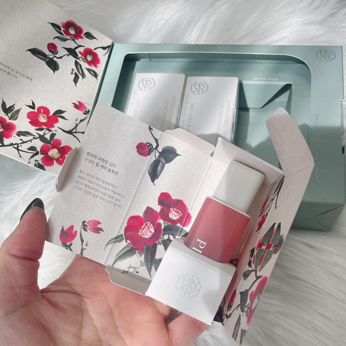 ナチュラルブルームリップオイルセラム 3色セット/PINATE/リップグロスを使ったクチコミ（2枚目）