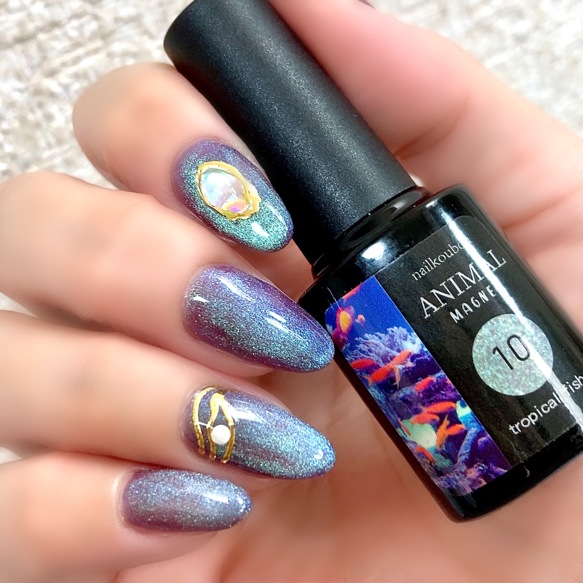 アニマルマグネットジェル/ネイル工房/ジェルネイルを使ったクチコミ（2枚目）