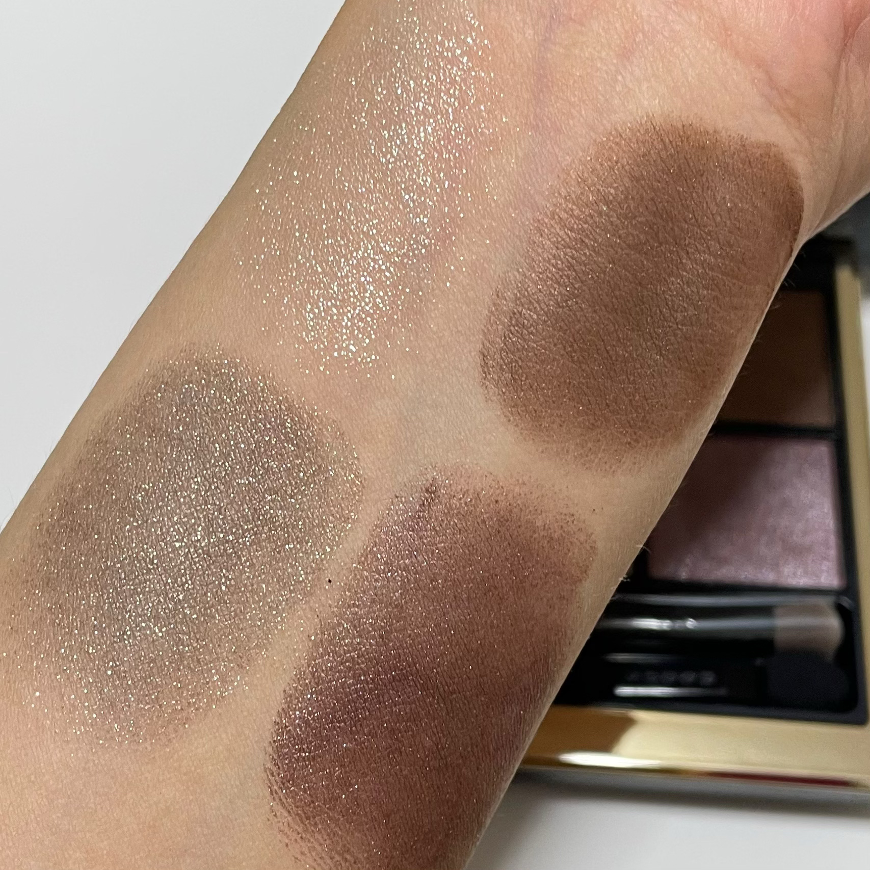 シグニチャー カラー アイズ/SUQQU/アイシャドウパレットを使ったクチコミ（3枚目）