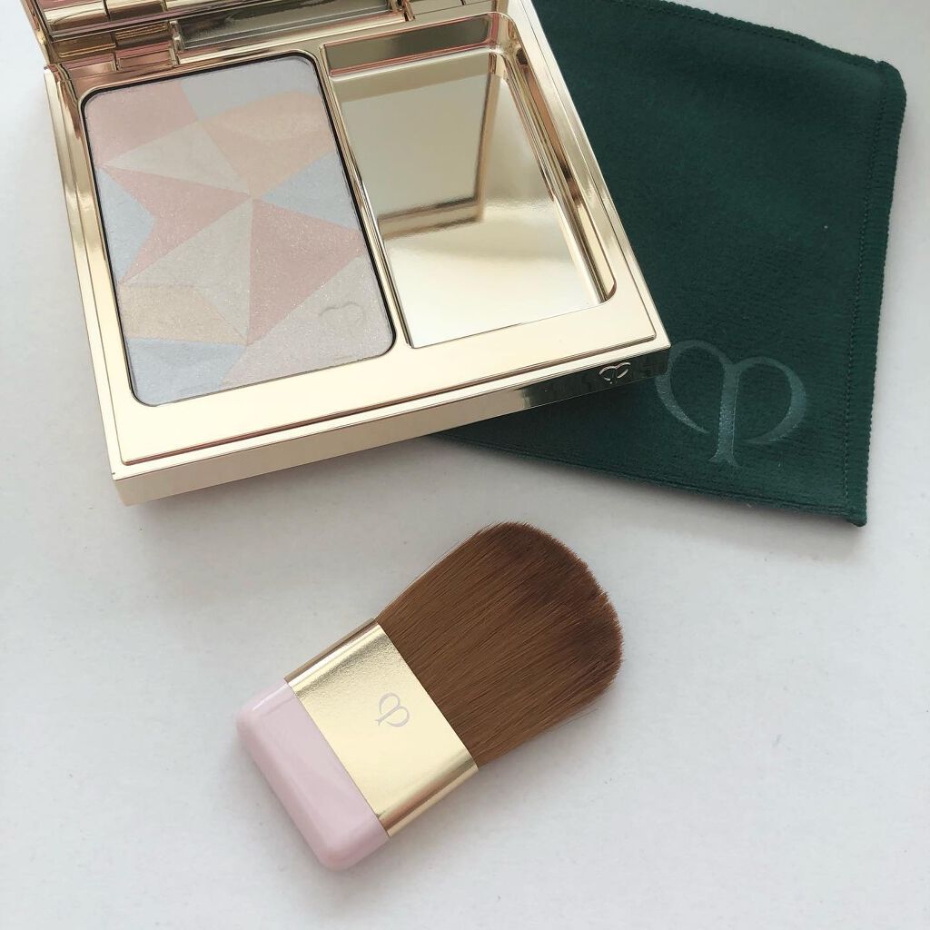 クレ・ド・ポー ボーテ レオスールデクラ 103 Wonder-full Radiance【数量限定】/クレ・ド・ポー ボーテ/パウダーハイライトを使ったクチコミ（3枚目）