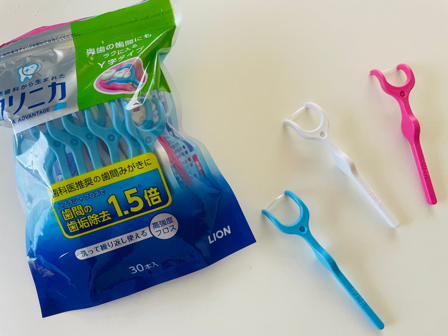 クリニカ アドバンテージ デンタルフロス Y字タイプ/ライオン/デンタルフロス・歯間ブラシを使ったクチコミ(1枚目)