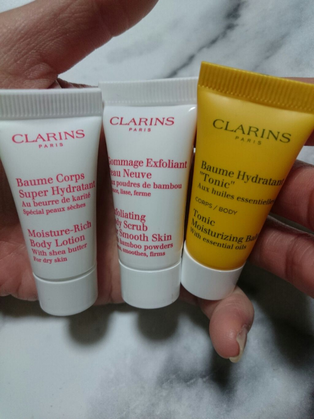 スムージング ボディ スクラブ/CLARINS/ボディスクラブを使ったクチコミ（2枚目）