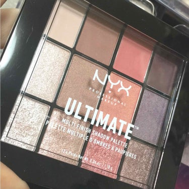 UT シャドウ パレット ミックス フィニッシュ/NYX Professional Makeup/パウダーアイシャドウを使ったクチコミ（1枚目）