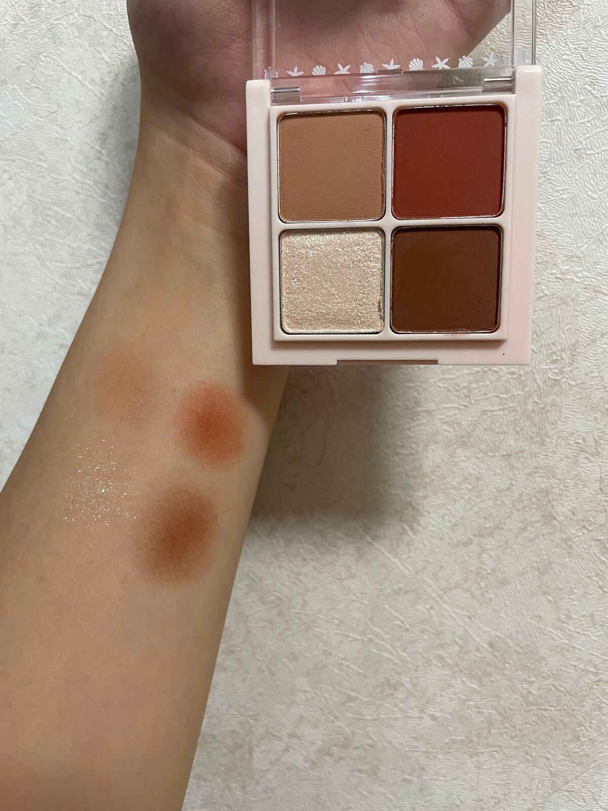 ジューシーラスティングティント/rom&nd/リップティントを使ったクチコミ(2枚目)