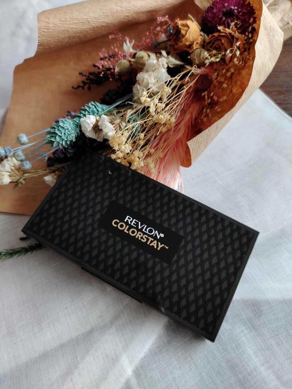 カラーステイ ロングウェア UV パウダー ファンデーション/REVLON/パウダーファンデーションを使ったクチコミ(2枚目)