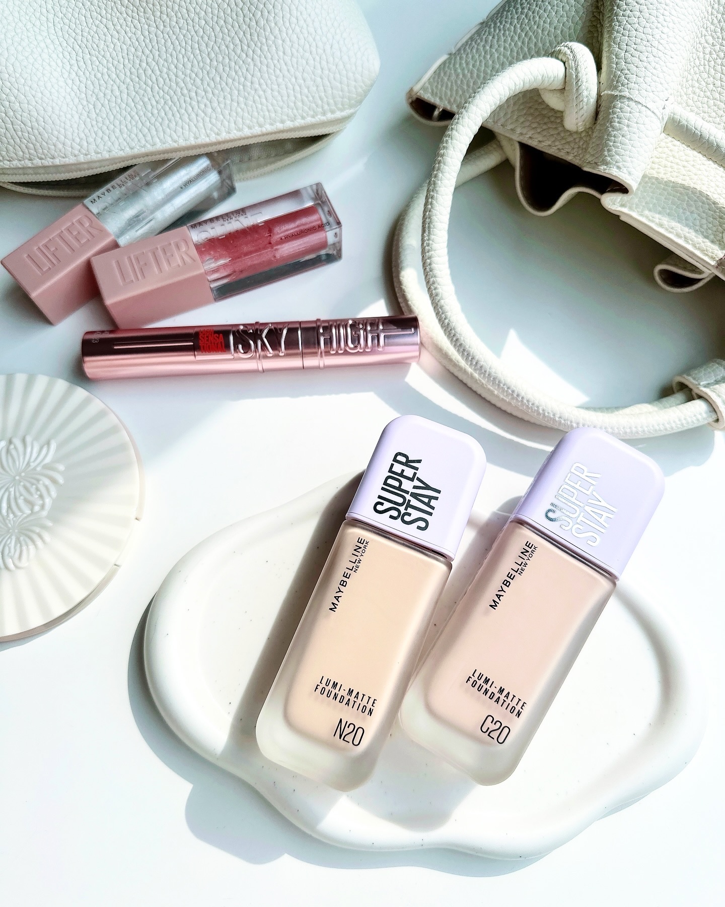 〈MAYBELLINE NEW YORK🗽〉

メイベリンのプロモーションに参加しています

◻︎メイベリンSPステイルミマット
  リキッドファンデーション
  35g/カラー/C20 ピンク系N20/標準色

2種類のカラーを比較

