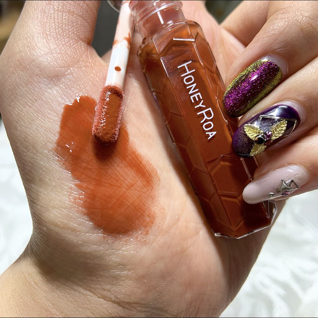 ハニーラスター r/ROAlív/リップグロスを使ったクチコミ（3枚目）