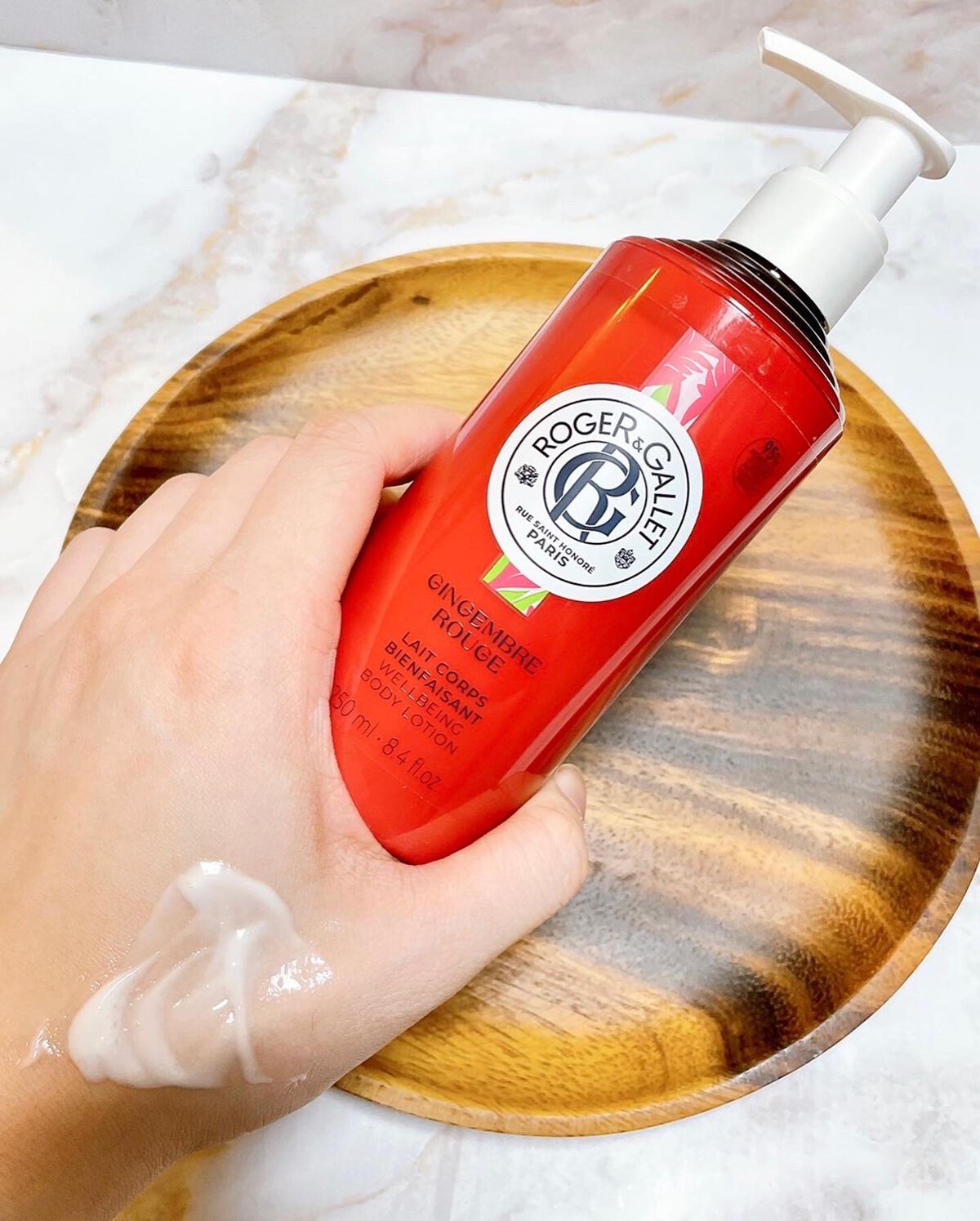 ロジェ・ガレ レ コール ジンジャールージュのクチコミ「ロジェ・ガレ
レ コール ジンジャールージュ
（ボディミルク）

ロジェガレの新商品使ってみた.....」（3枚目）