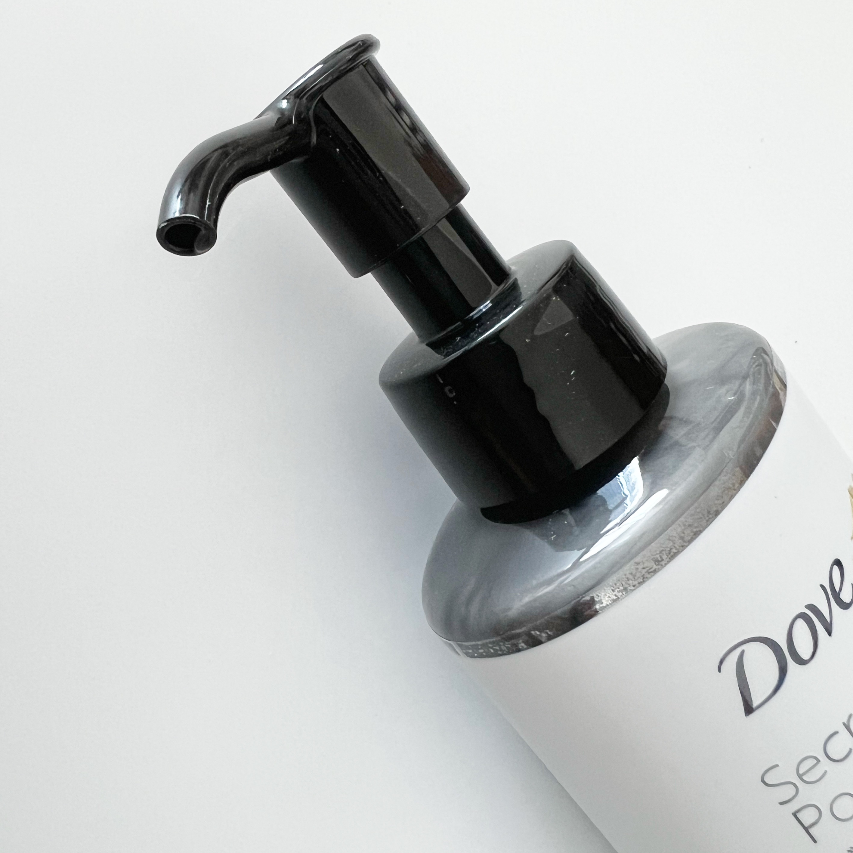 ダヴ 吸着毛穴ケア 洗顔ジェル/ダヴ/その他洗顔料を使ったクチコミ（2枚目）