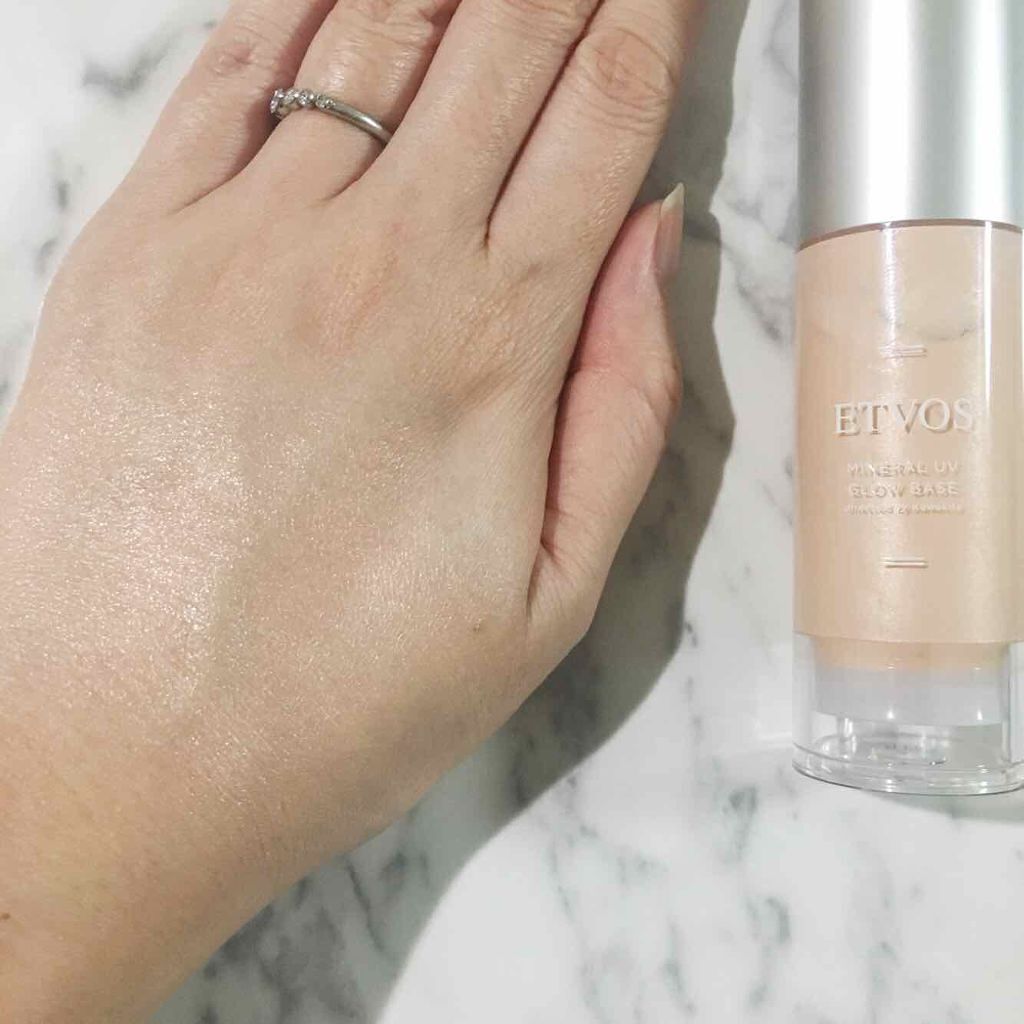 ミネラルUVグロウベース/エトヴォス/化粧下地を使ったクチコミ（2枚目）