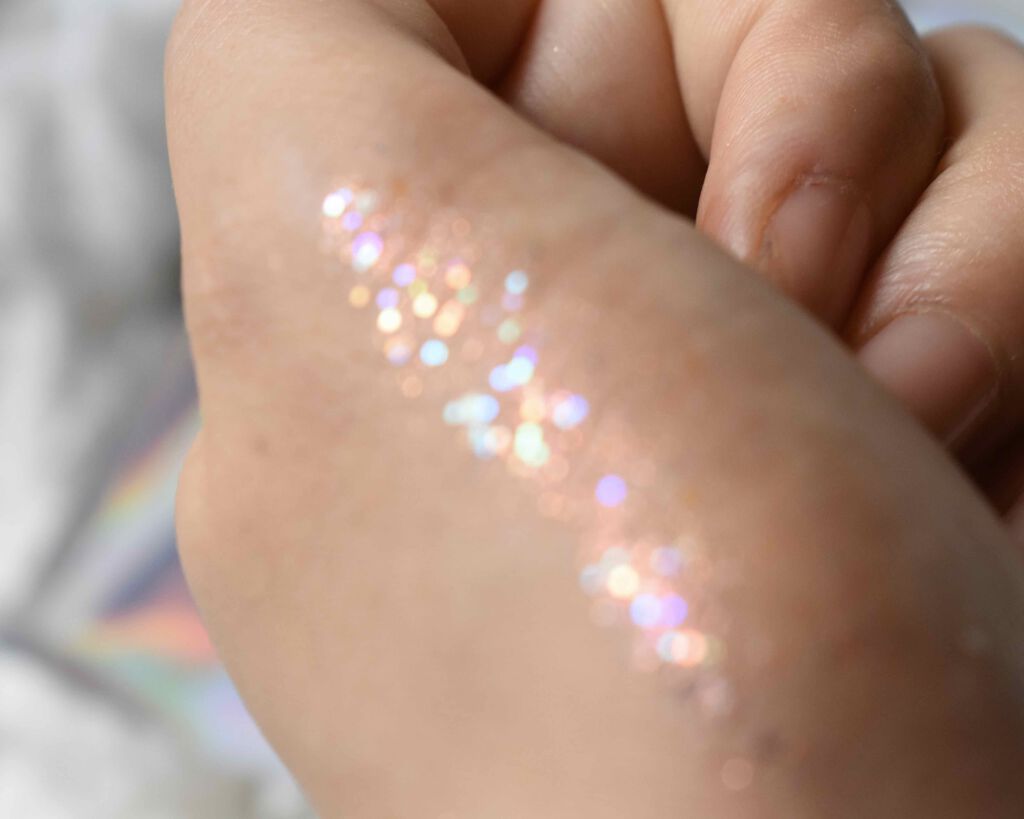 ゲットルーズグリッタージェル/unleashia/グリッターを使ったクチコミ（3枚目）