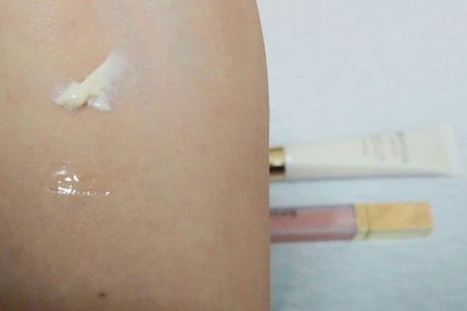 くずれ防止 美容液ケアベース ミルクベージュ SPF30 PA++/Borica/化粧下地を使ったクチコミ(3枚目)