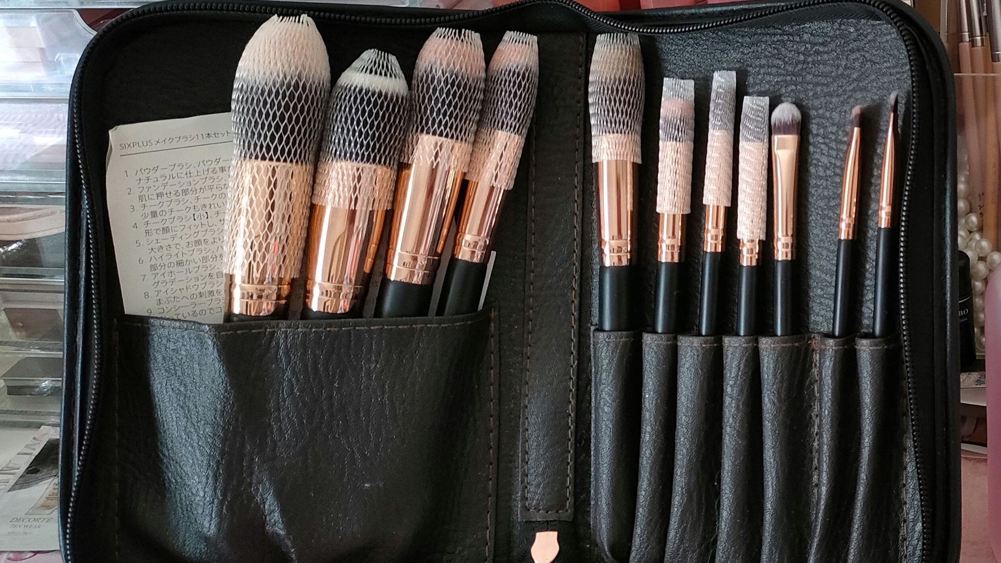 貴族のゴールド メイクブラシ11本セット 化粧ポーチ付き/SIXPLUS/メイクブラシを使ったクチコミ（1枚目）