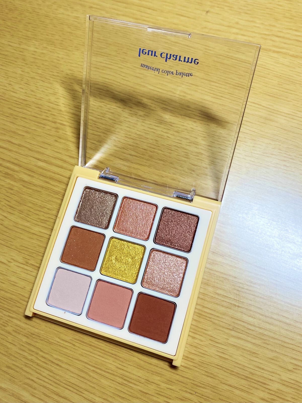 マテリアルカラーパレット/leur charme/アイシャドウパレットを使ったクチコミ（2枚目）