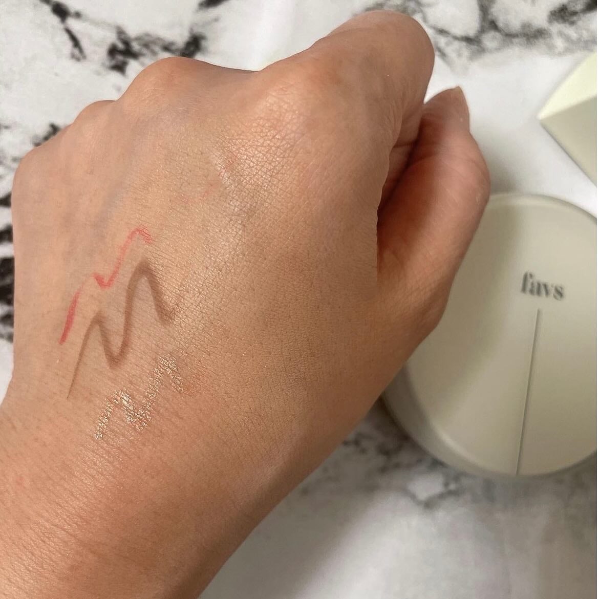 カーミンググロウアップクッションファンデーション/favs/リキッドファンデーションを使ったクチコミ(4枚目)