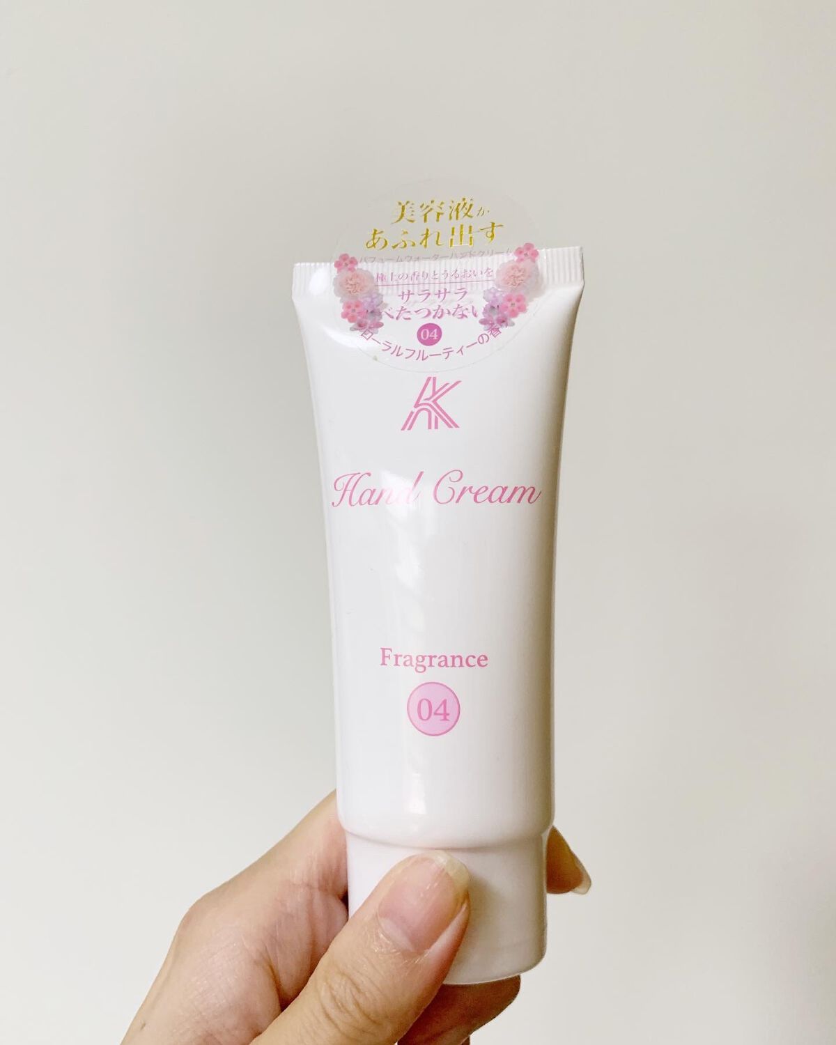 パフュームウォータリーハンドクリーム/AK/ハンドクリームを使ったクチコミ(4枚目)