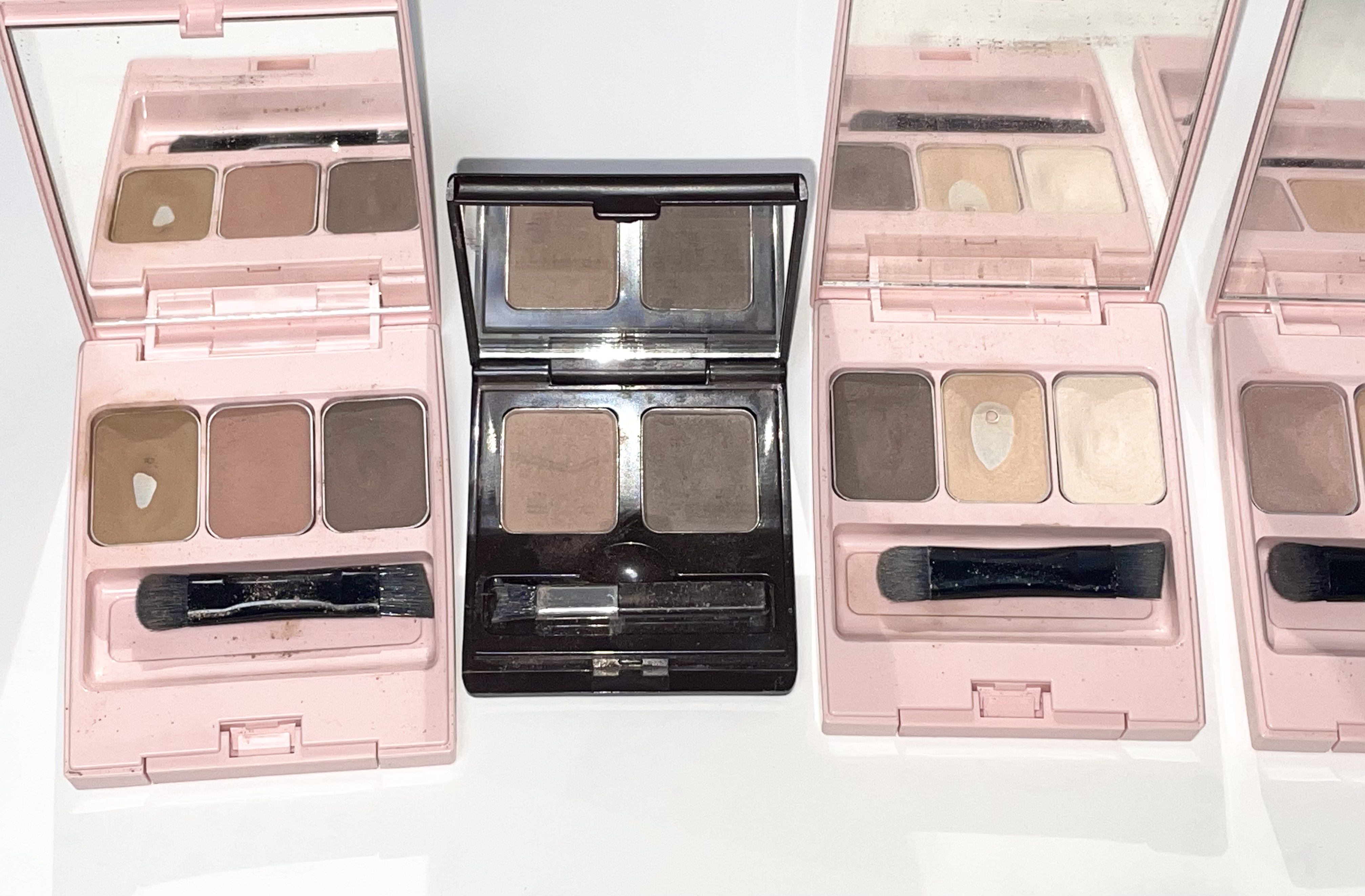  フーミー アイブロウパウダー/WHOMEE/パウダーアイブロウを使ったクチコミ（2枚目）