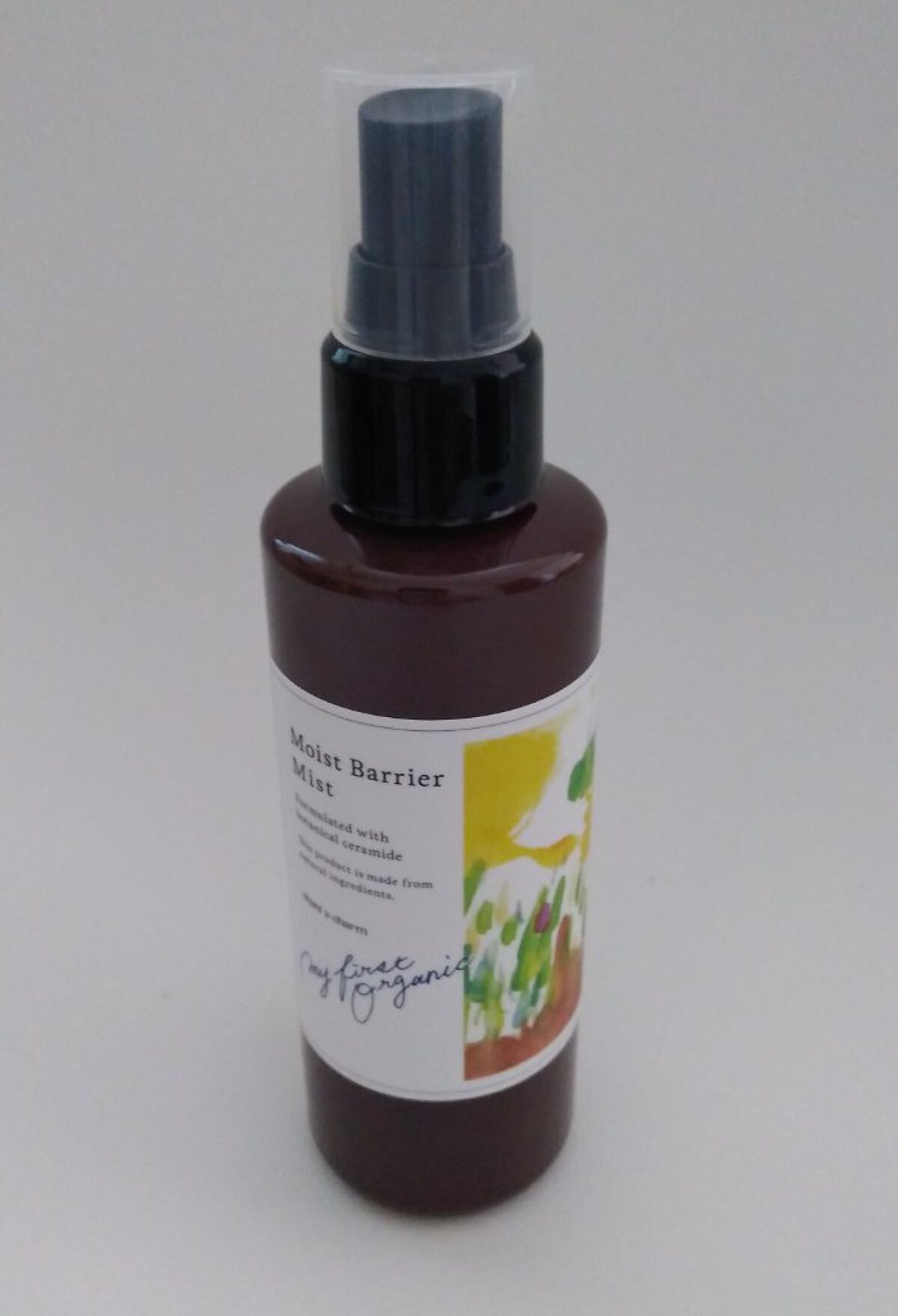 🌸春・夏🐳にぴったり！さっぱり系化粧水。
チャントアチャーム   モイストバリアミスト

春に限定で発売されたけど、夏にもぴったりかも！な(テクスチャーが)さっぱり系化粧水でした。

￥2000ほどなので、プチプラ派の人にとっては高いけ