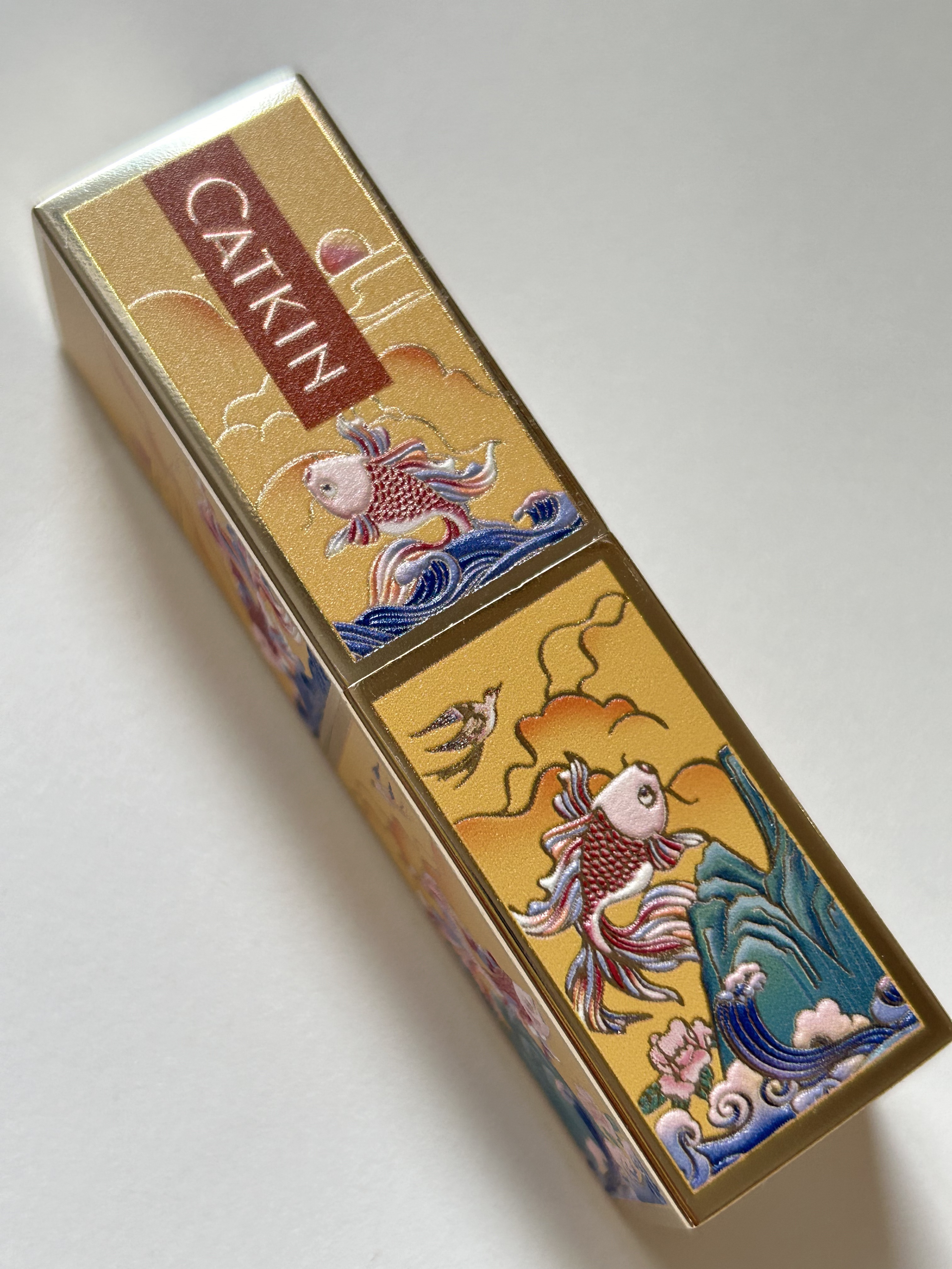 春江花月 保湿リップクリーム/CATKIN/リップケアを使ったクチコミ（2枚目）