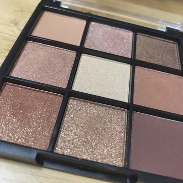 UR GLAM　BLOOMING EYE COLOR PALETTE/U R GLAM/パウダーアイシャドウを使ったクチコミ（2枚目）