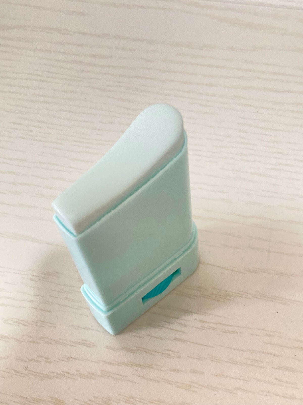 ナチュラル パーフェクション ダブル シールド サンスティック/AHC/日焼け止めスティックを使ったクチコミ(2枚目)