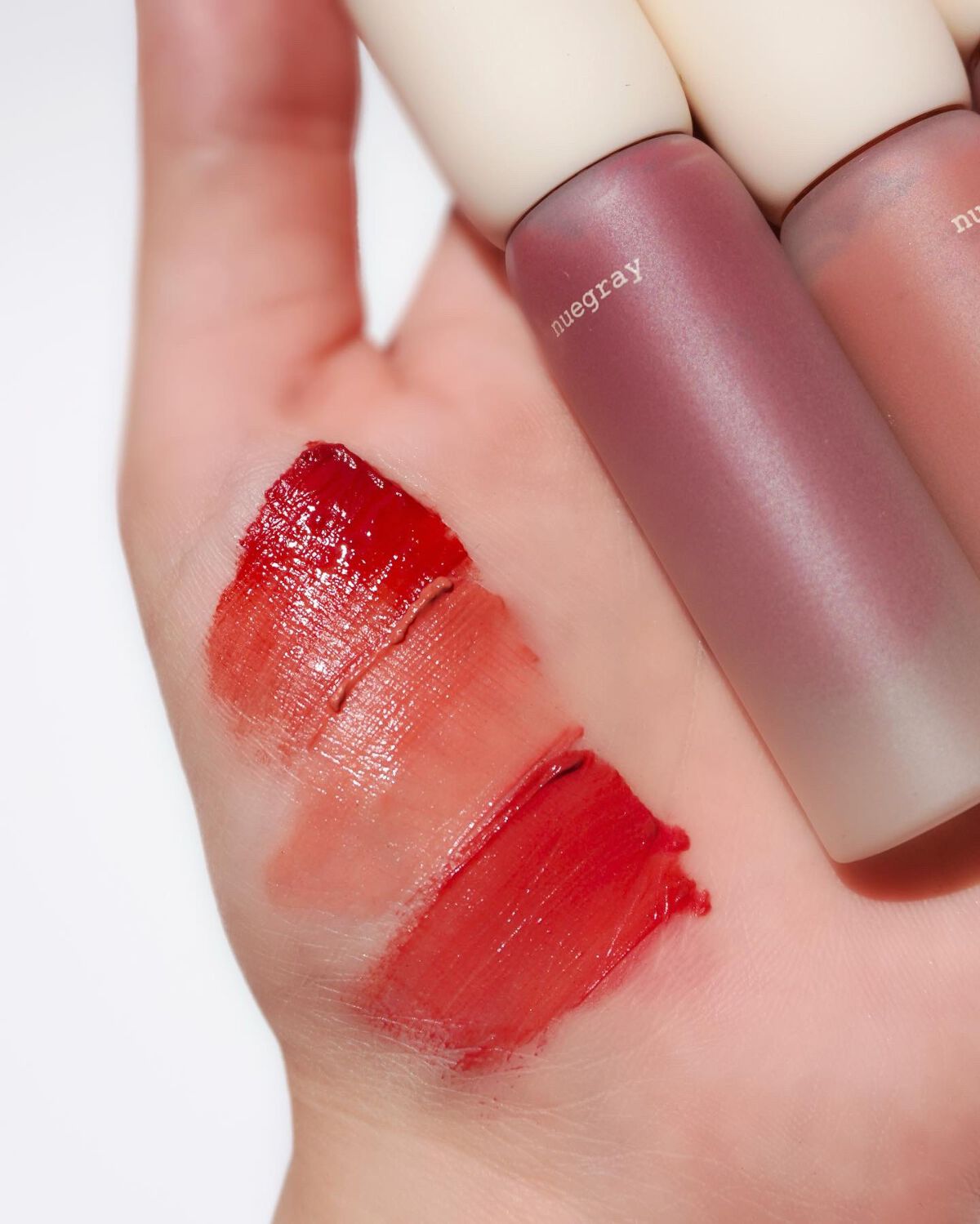 SUMOMO on LIPS 「ガラス入りのリップがかわいい/ヌグレイ(nuegray)デイリ..」(6枚目)