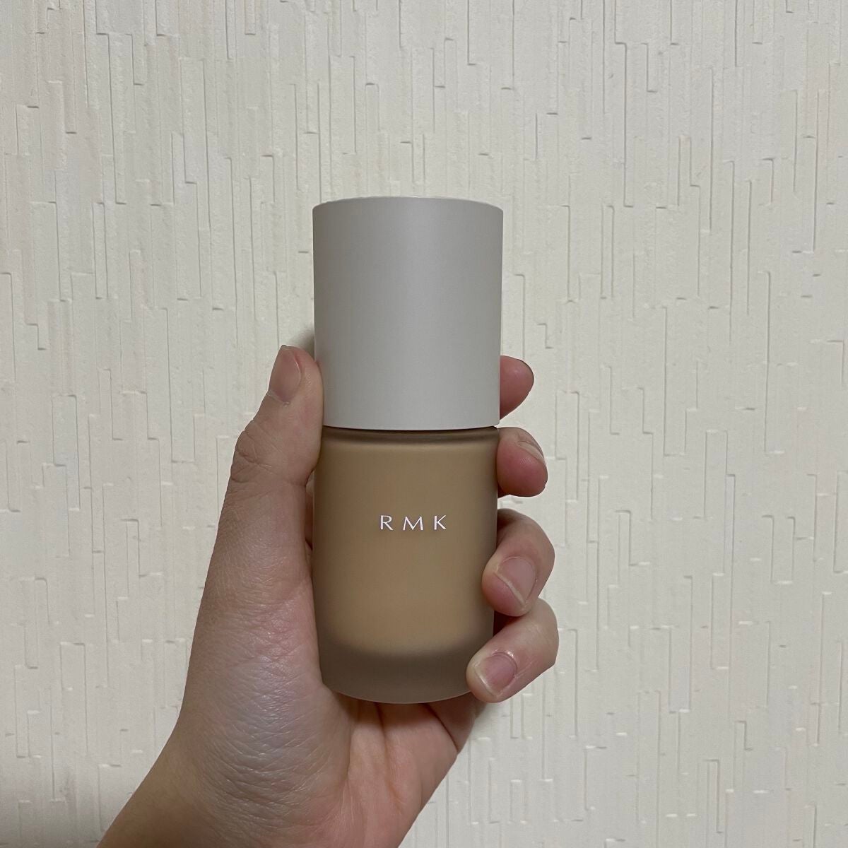 RMK リクイドファンデーション フローレスカバレッジ/RMK/リキッドファンデーションを使ったクチコミ(2枚目)