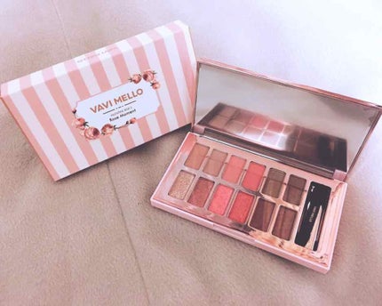 バレンタインボックス3ローズモーメント/VAVI MELLO/アイシャドウパレットを使ったクチコミ(1枚目)