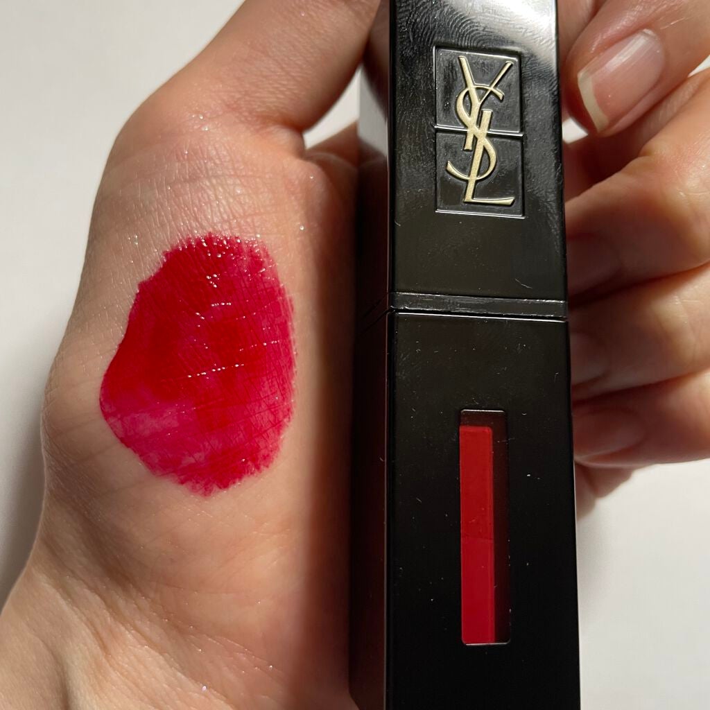 ルージュ ピュールクチュール ヴェルニ ヴィニルクリーム/YVES SAINT LAURENT BEAUTE/口紅を使ったクチコミ(2枚目)
