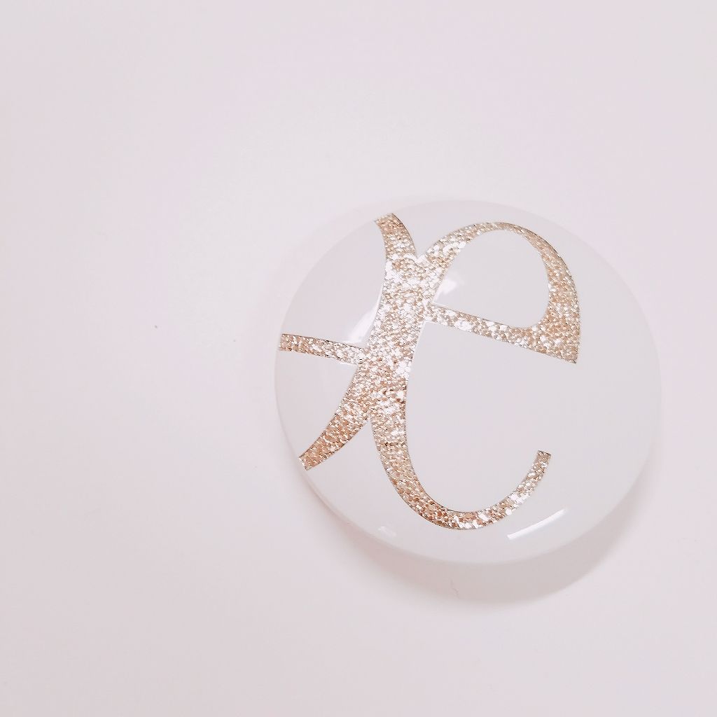 ラ プードル オートニュアンス/Elégance/プレストパウダーを使ったクチコミ（1枚目）