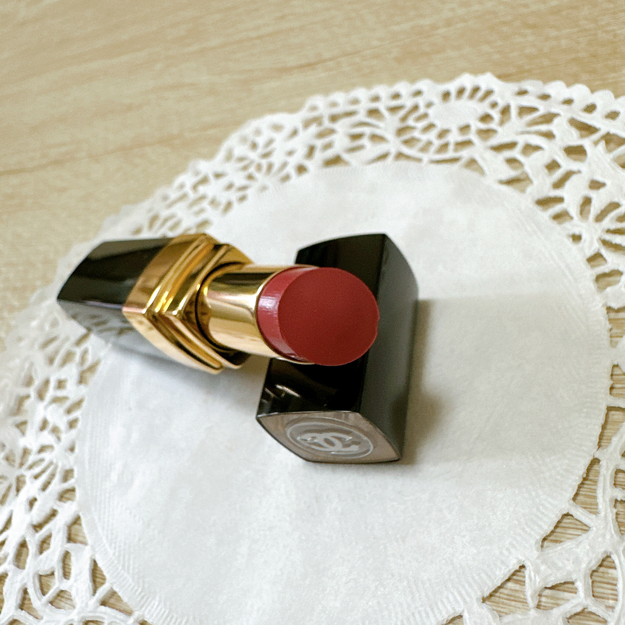 ルージュ ココ フラッシュ 90 ジュール/CHANEL/口紅を使ったクチコミ（3枚目）