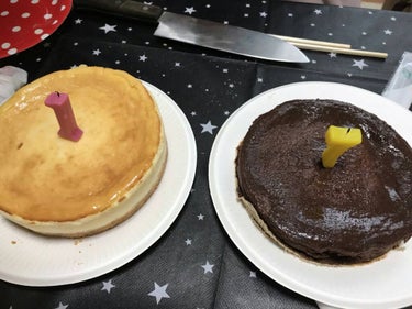 こんにちは！お友達のお誕生日会のためにガトーショコラとチーズケーキ焼いたので画像載せちゃいました笑

突然ですが、ちょっと気になる人ができました!どんなことに気をつけていたかアドバイスがほしいです!あわ