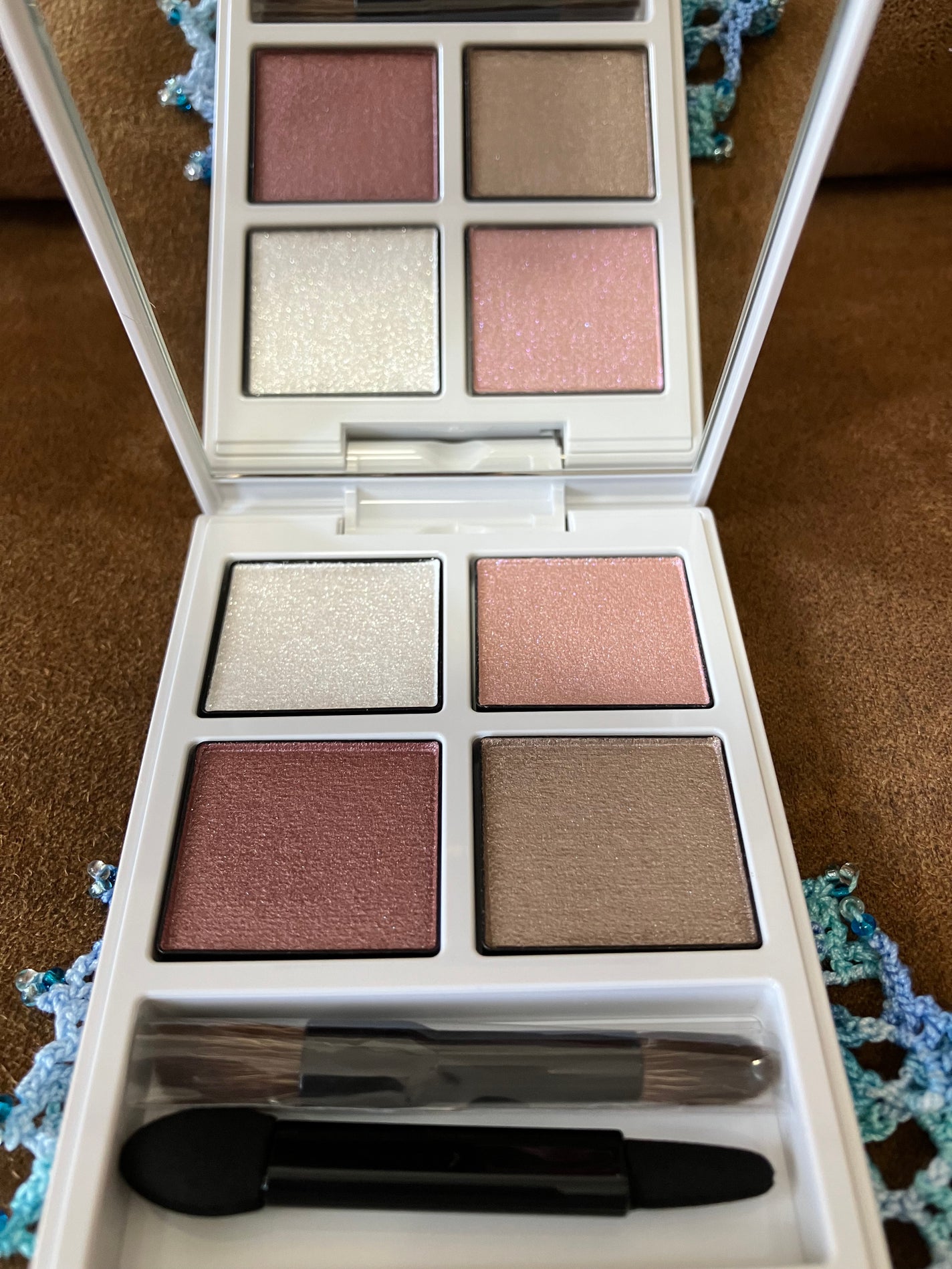 アディクション ザ アイシャドウ パレット “アウト オブ ユア シェル”/ADDICTION/アイシャドウパレットを使ったクチコミ(2枚目)