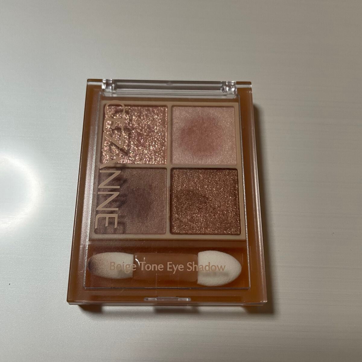 ベージュトーンアイシャドウ/CEZANNE/アイシャドウパレットを使ったクチコミ(1枚目)