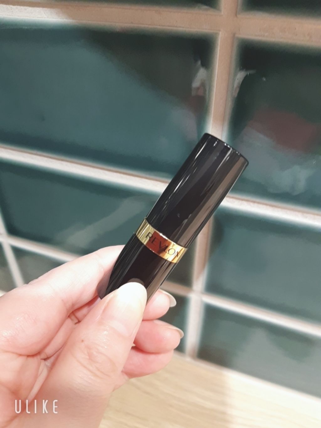 miho on LIPS 「初めて買ったレブロンのリップスティックスーパーラストラス203..」(1枚目)