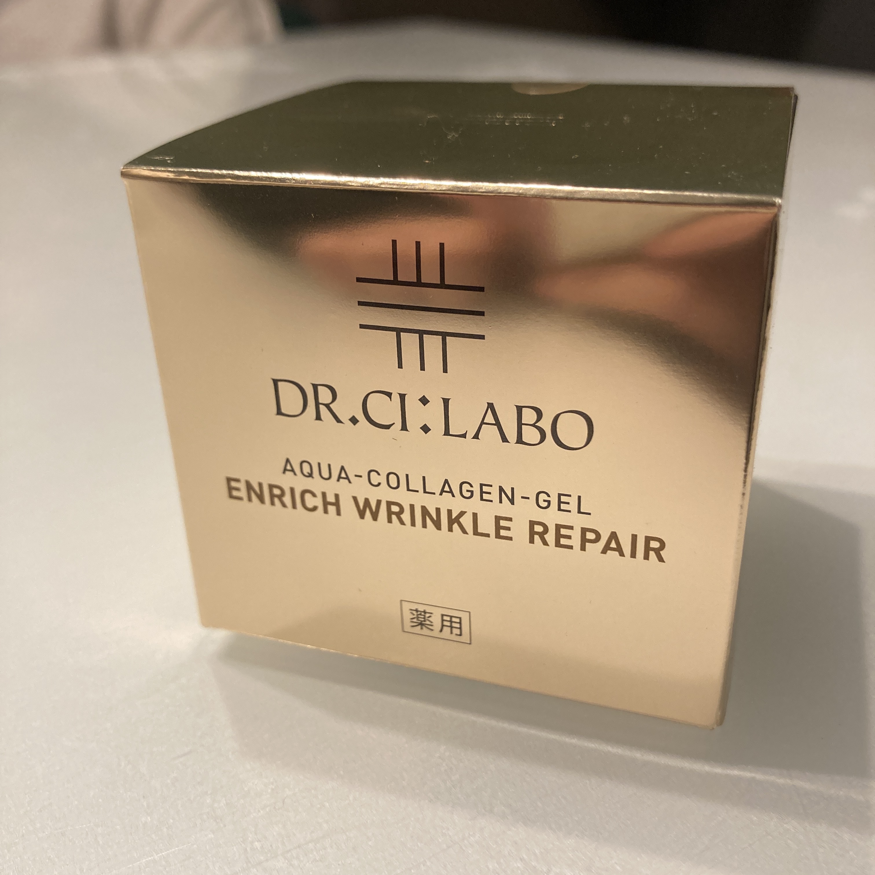 今回、LIPSを通じてドクターシーラボさんから
薬用アクアコラーゲンゲルエンリッチリンクルリペアを提供いただきました。

こちら医薬部外品のアイテムで、
最近気になってたものなので使うのがとてもワクワク。

とりあえず1週間使って見た感想を