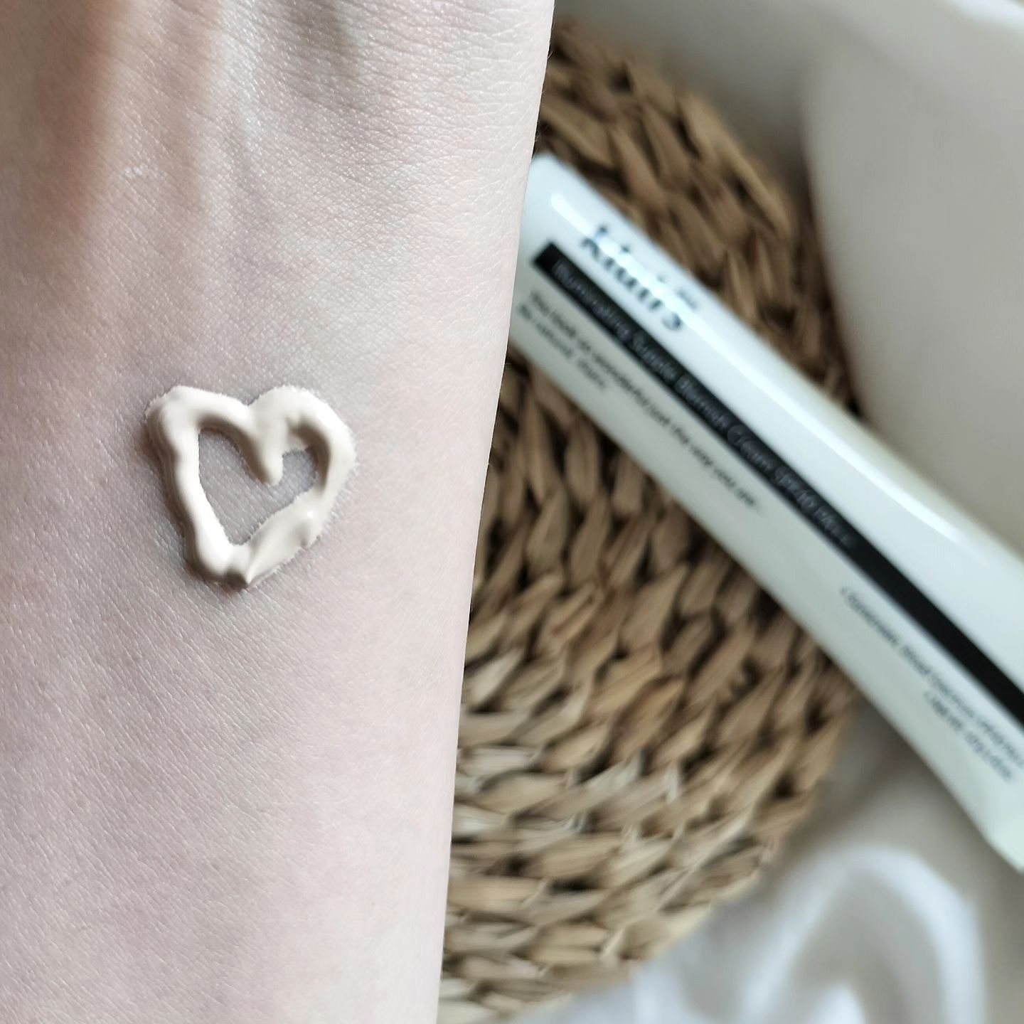 イルミネーティングサプルブレミッシュクリーム(40ml)/Klairs/化粧下地を使ったクチコミ（2枚目）