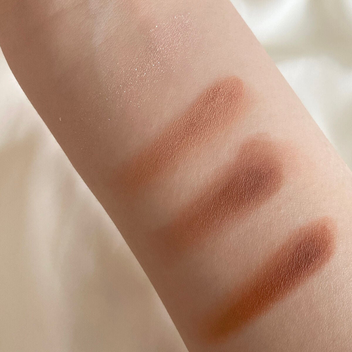 シルキースフレアイズ(マットタイプ)/キャンメイク/アイシャドウパレットを使ったクチコミ(4枚目)