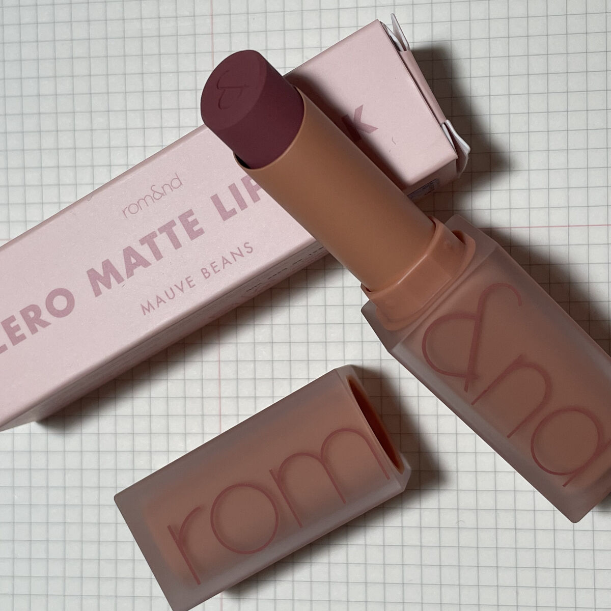 ゼロマットリップスティック 22 モーブビーンズ(Mauve Beans)/rom&nd/口紅を使ったクチコミ（1枚目）