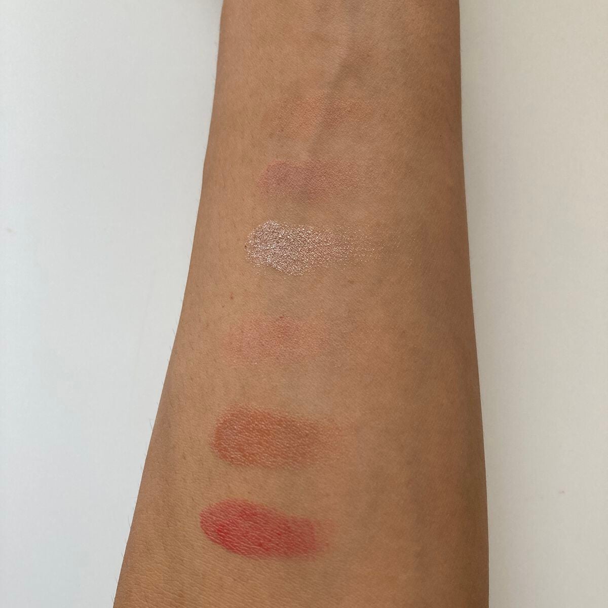 スモール アイシャドウ/M・A・C/単色アイシャドウを使ったクチコミ(3枚目)