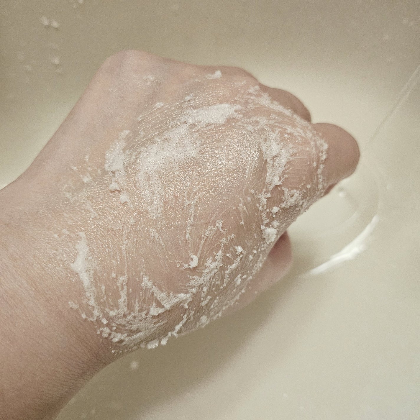 ボディスクラブ/médelle/ボディスクラブを使ったクチコミ(4枚目)