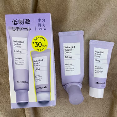 Mamonde
バクチオールレチノールクリーム
限定企画セット
60mL（現品）+30mL（試供品）


効果・効能　肌のシワ改善
使用方法　朝と夜スキンケアの1番最後に


現品使い切りました！
今は