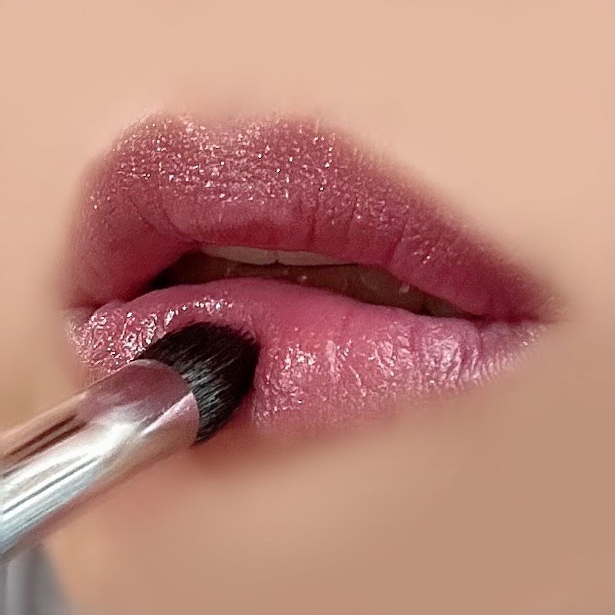 しみクマ消しコンシーラーブラシ/六角館さくら堂/メイクブラシを使ったクチコミ(7枚目)