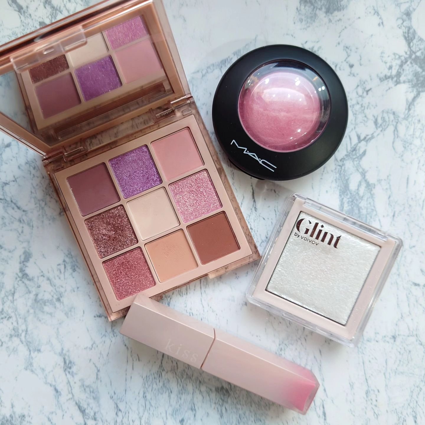 NUDE obsessions /Huda Beauty/アイシャドウパレットを使ったクチコミ（3枚目）